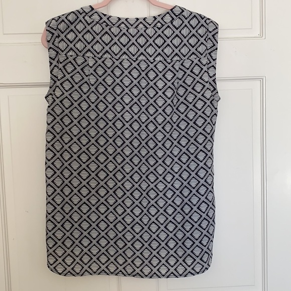 J.Crew Tribal Print Black White Pattern Blouse Top - Picture 2 of 6